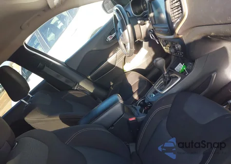 2015 Jeep Cherokee Latitude из США, поврежденный, VIN 1C4PJLCB7FW669897